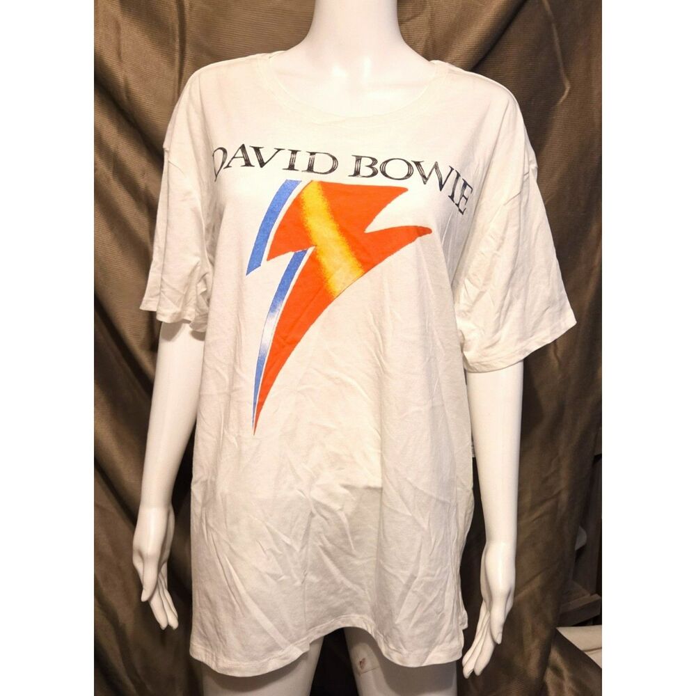 David Bowie Graphic T-Shirt – NWT – XL (16-18) - Picture 1 of 6